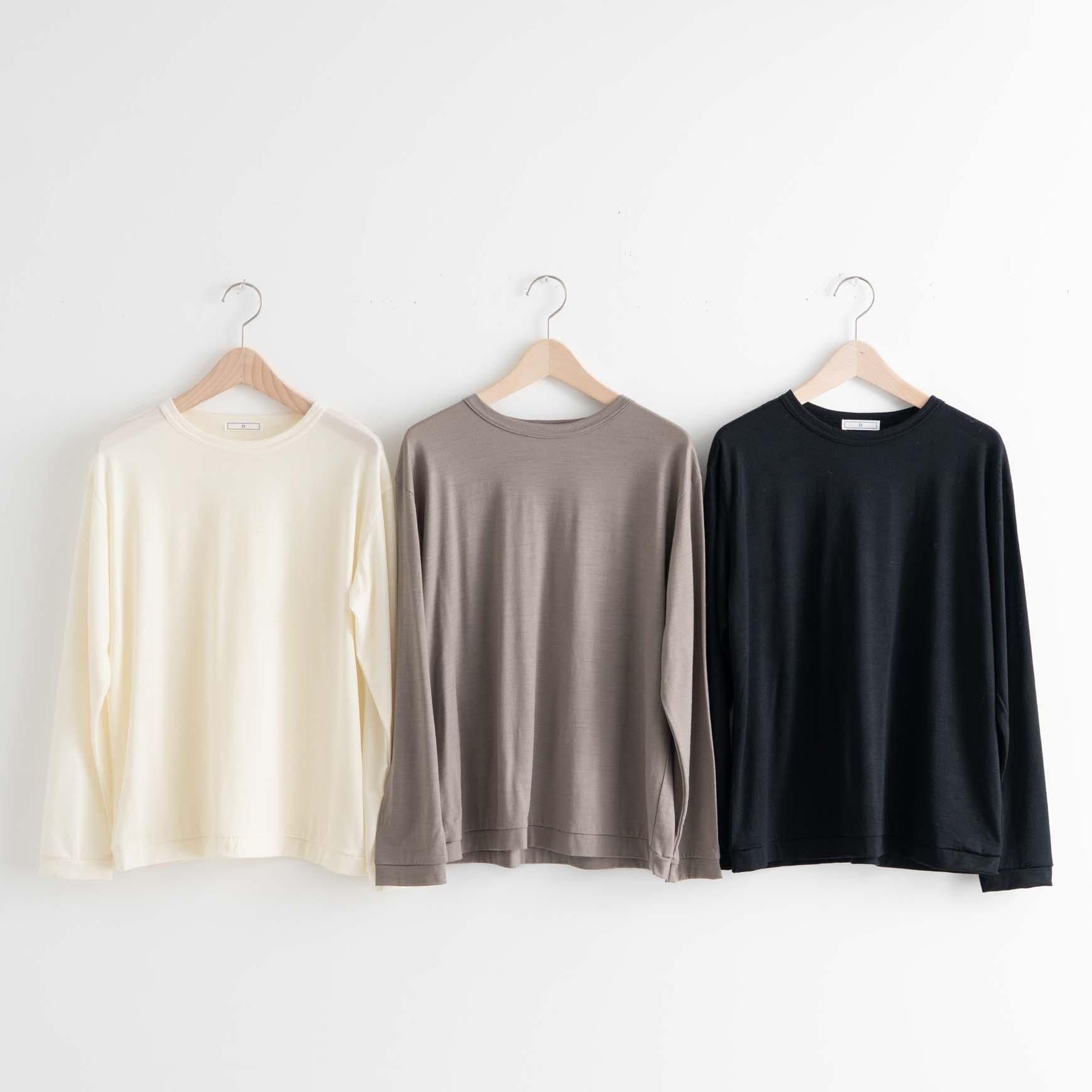 HAU クラスカ スクエアカラーブラウス collier 襟付きブラウス　黒 HAU クラスカ スクエアカラーブラウス collier 襟付きブラウス 黒