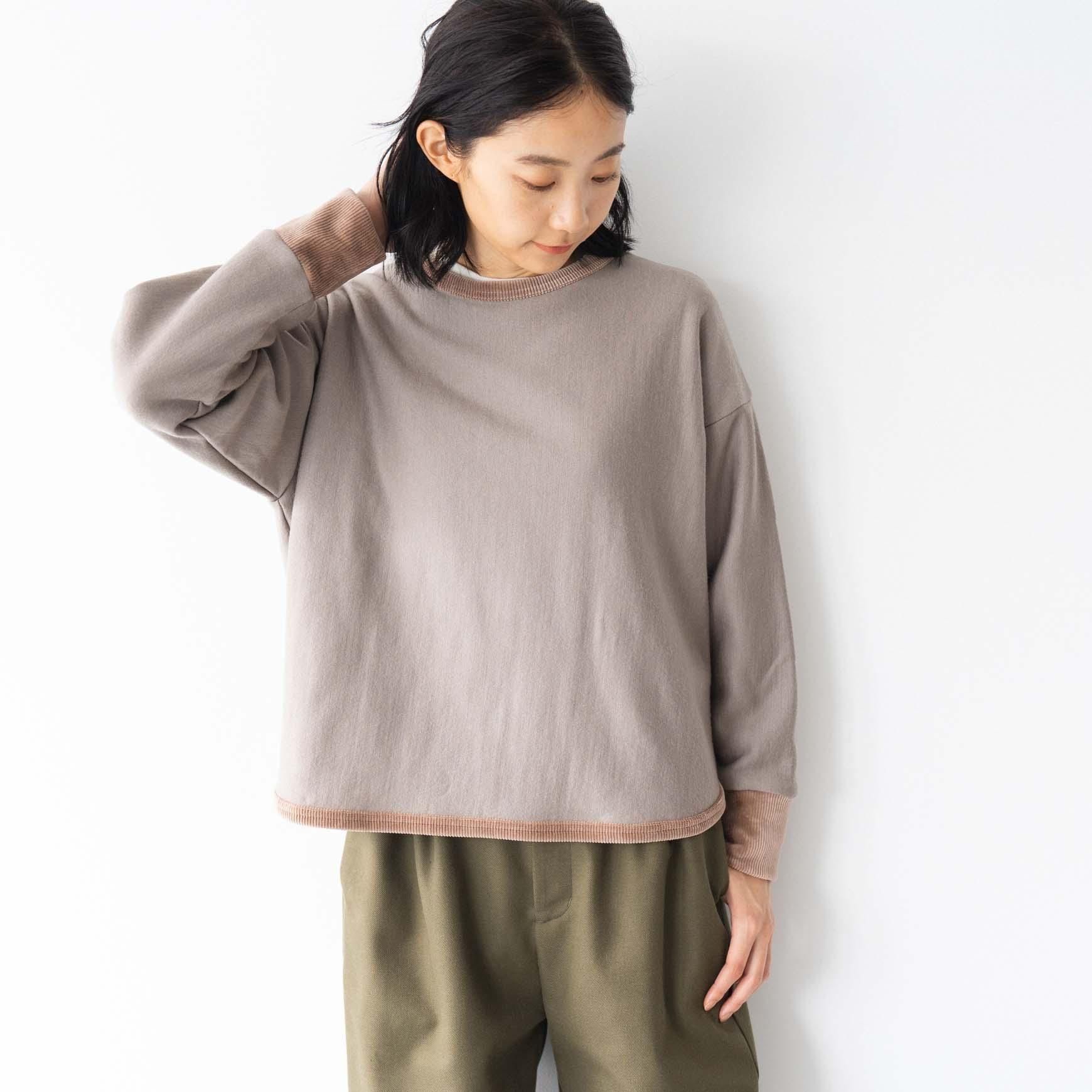 D のフリースライニングスウェット