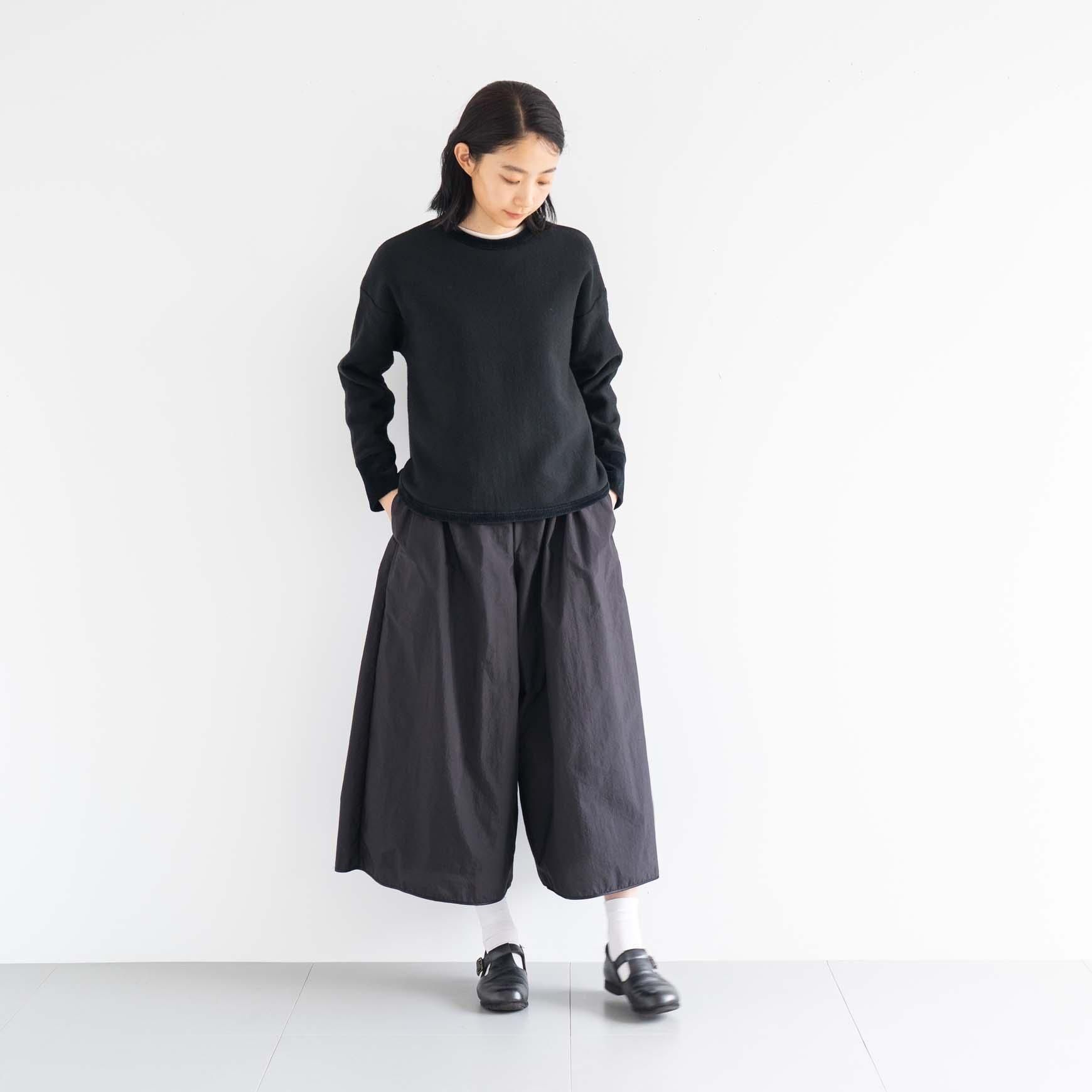 D のフリースライニングスウェット