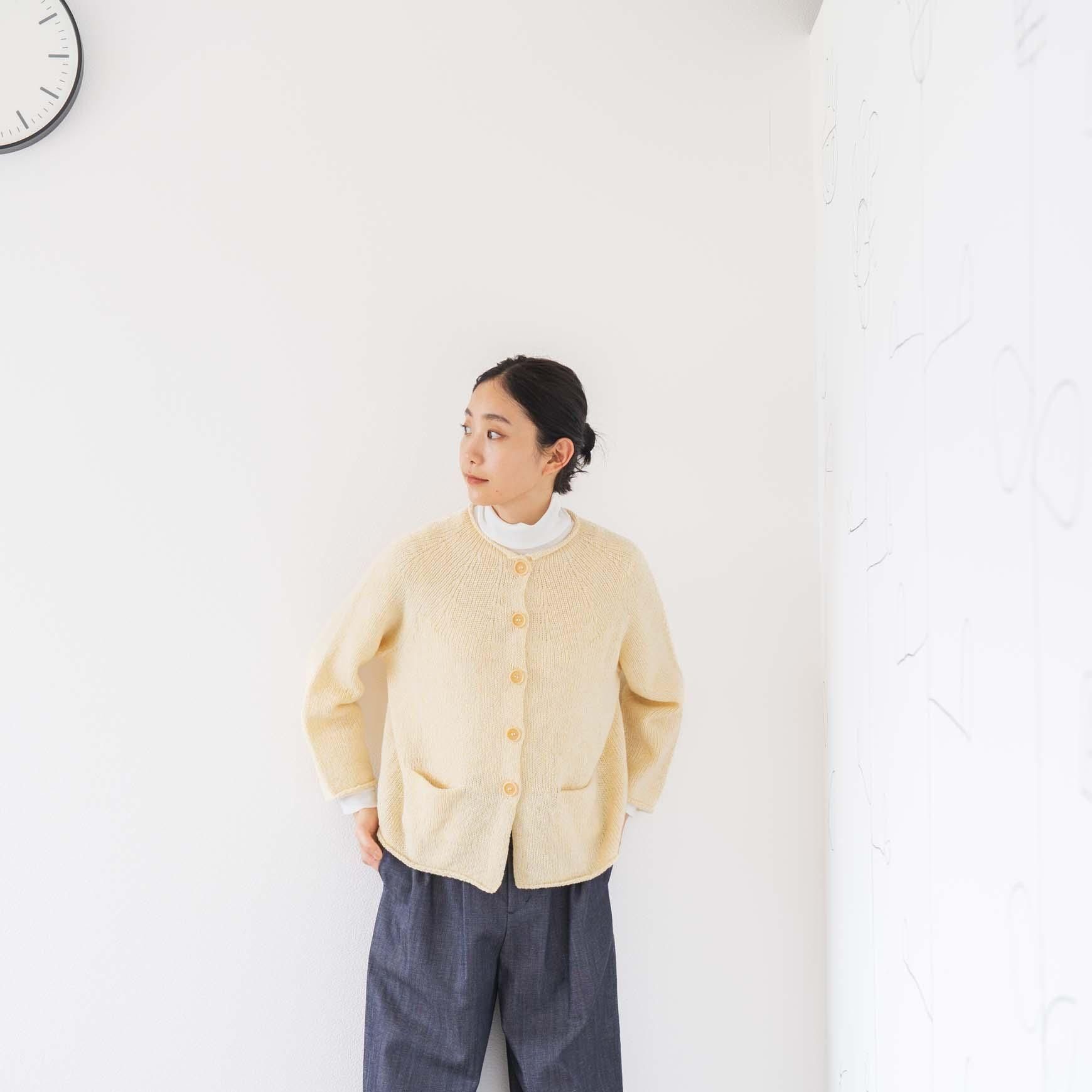 D のスプーニャカーディガン