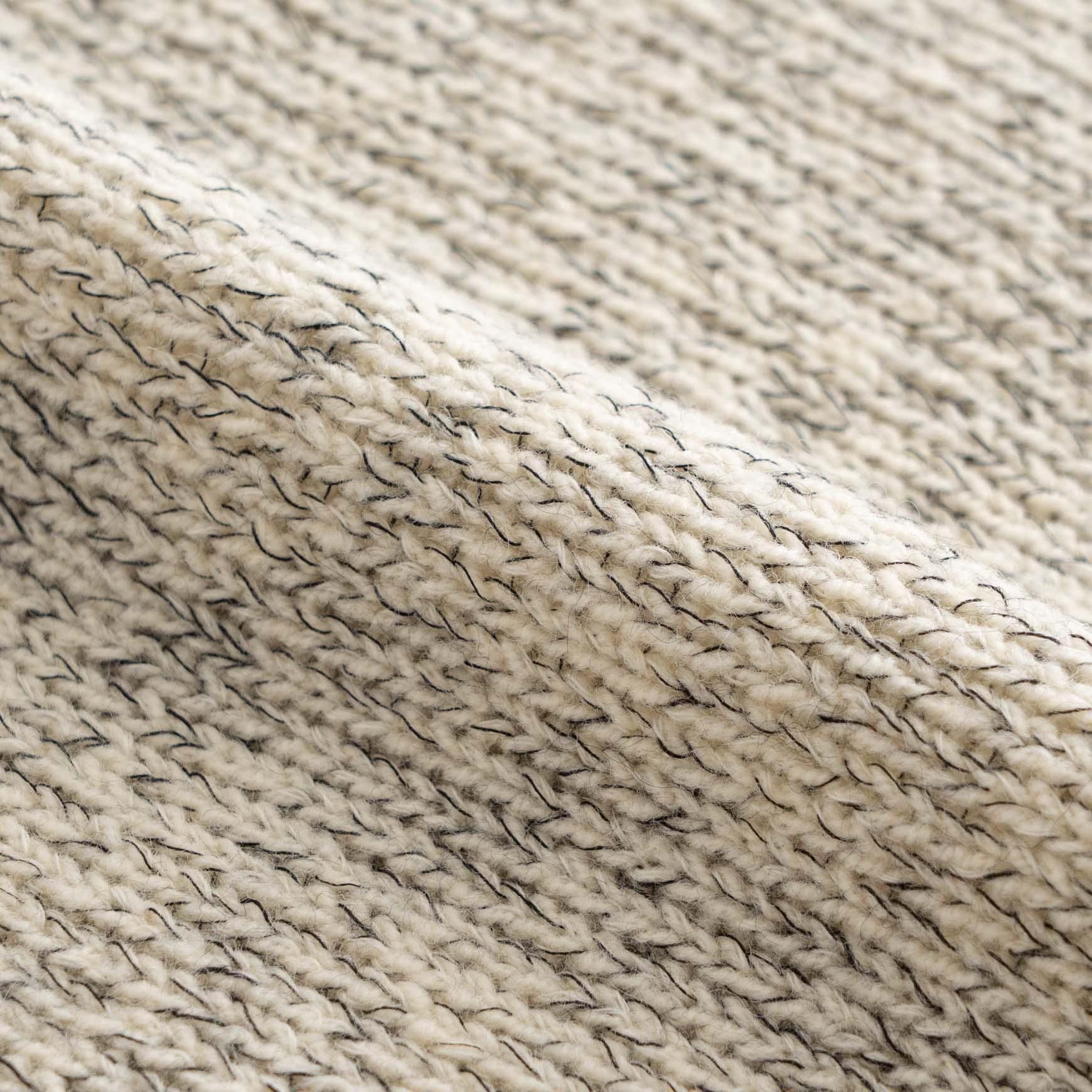 D のスプーニャカーディガン