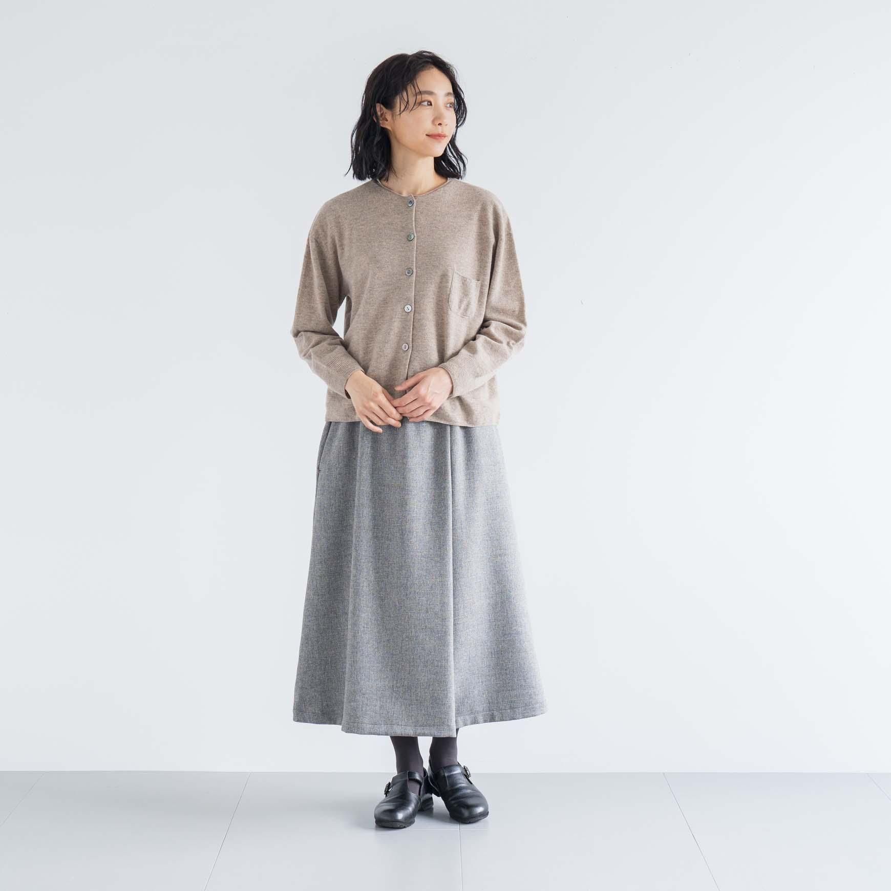 「CLASKA(クラスカ)」のラムウール×カシミヤポケットカーディガン