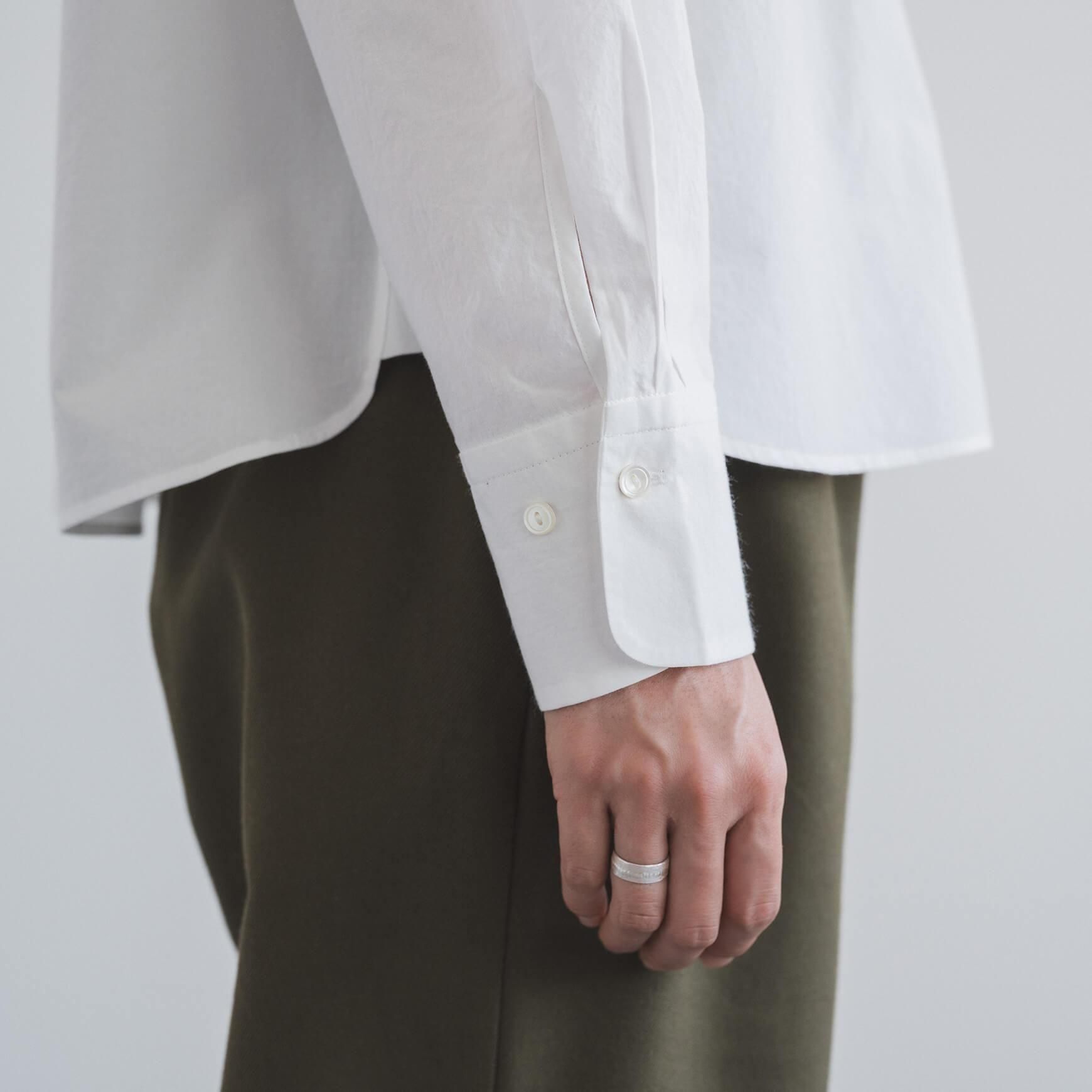 「somewearclothing」の丸襟シャツ / タイプライター
