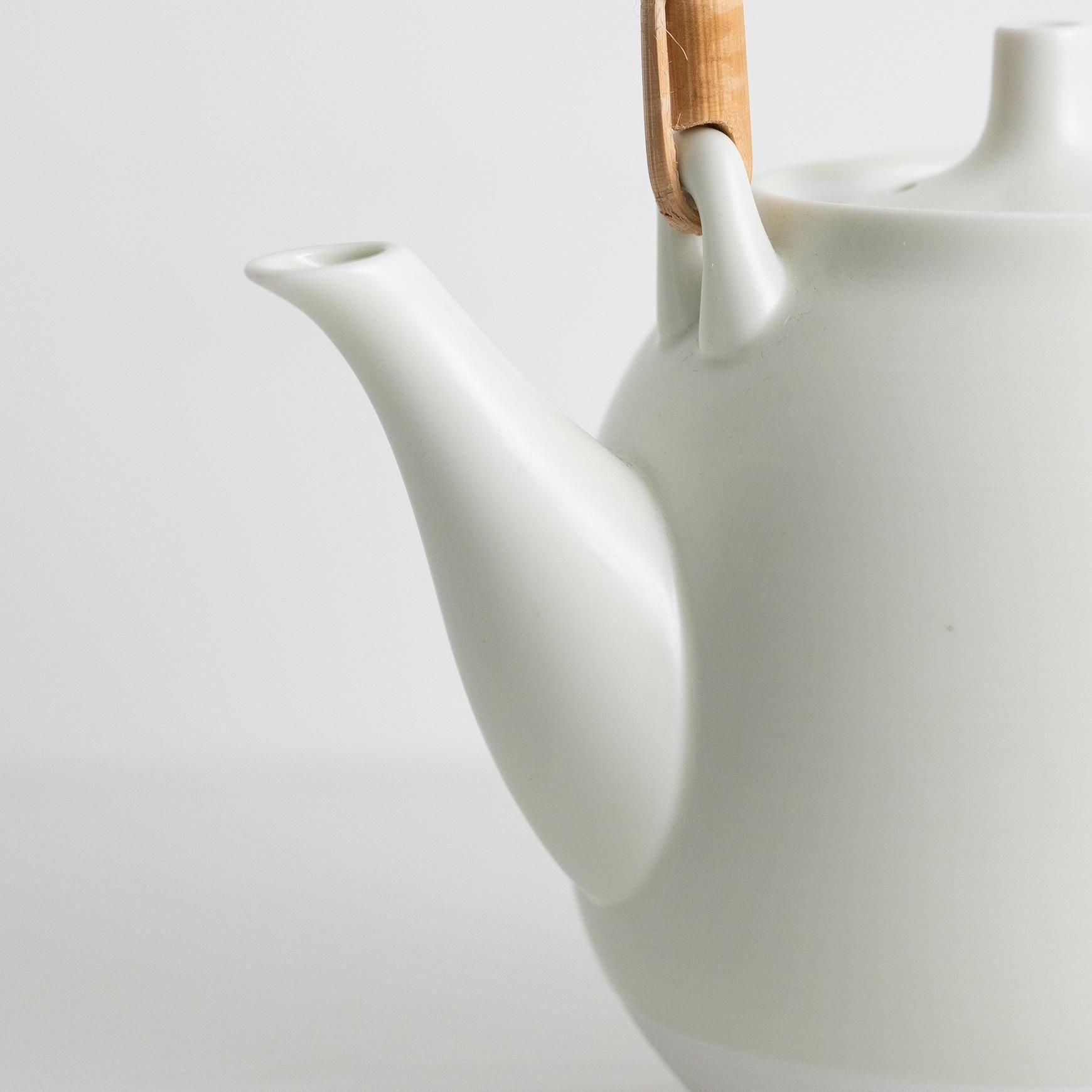 伊万里陶苑｜なつめ土瓶 白マット - テーブルウェア - カップ・ポット