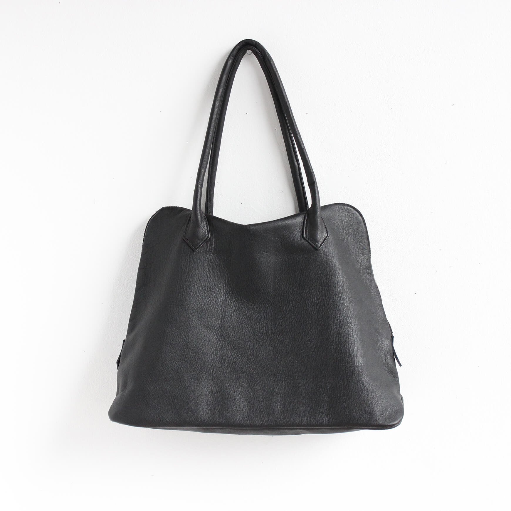 CLASKA（クラスカ）｜Silva Tote Bag Leather noir - バッグ - トート