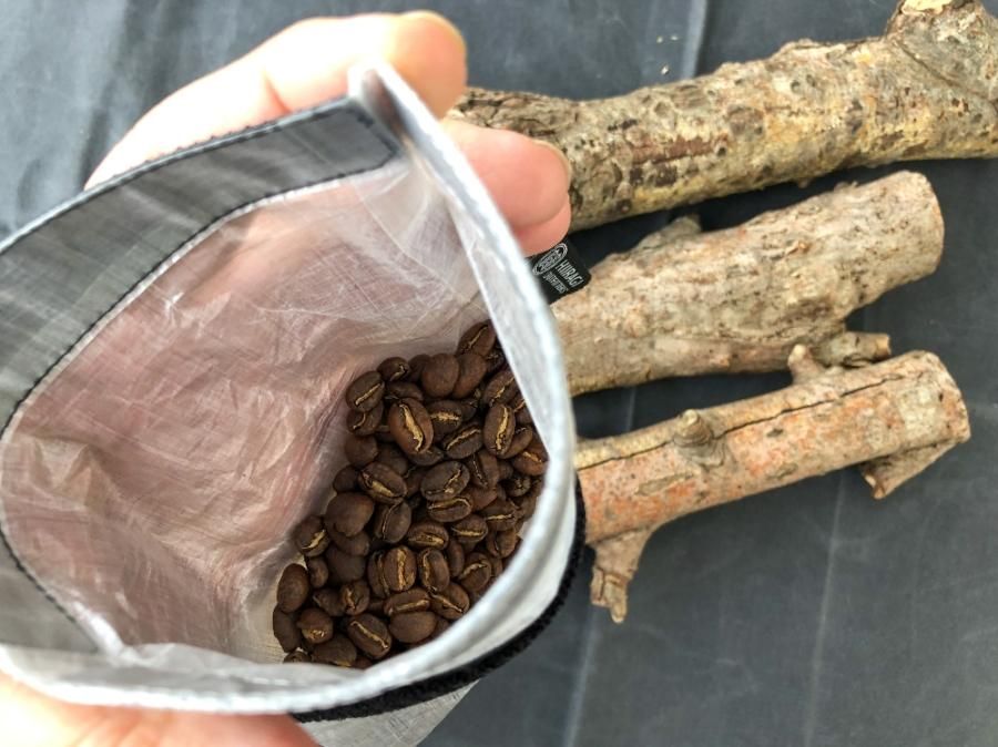 DCF Essential Pouch（DCFエッセンシャルポーチ）