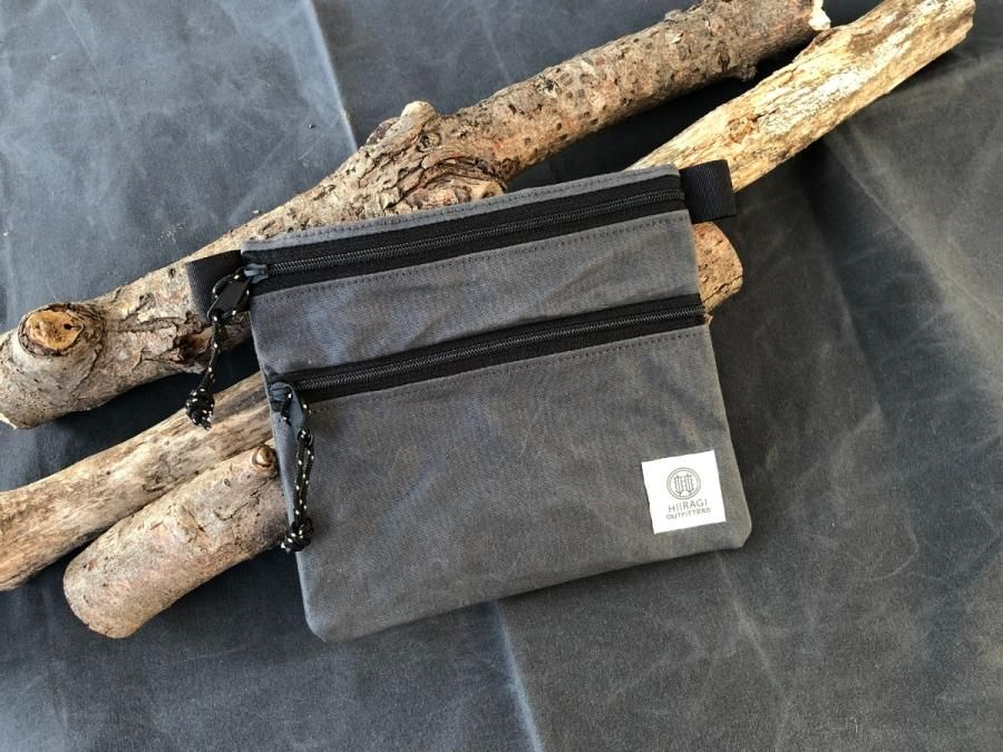 Waxed canvas ZIP pouch - ブッシュクラフト・キャンプギアの Waxed canvas ZIP pouch - ブッシュクラフト・キャンプギアの