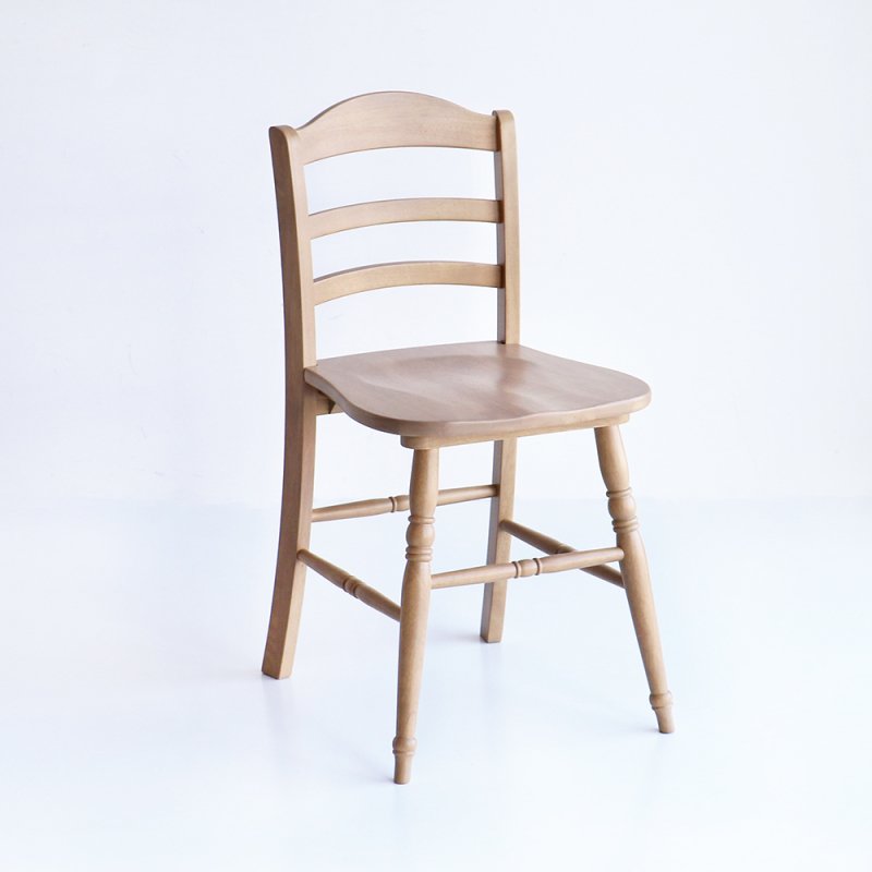 ナチュラルでアンティーク調のチェア Calet Chair
