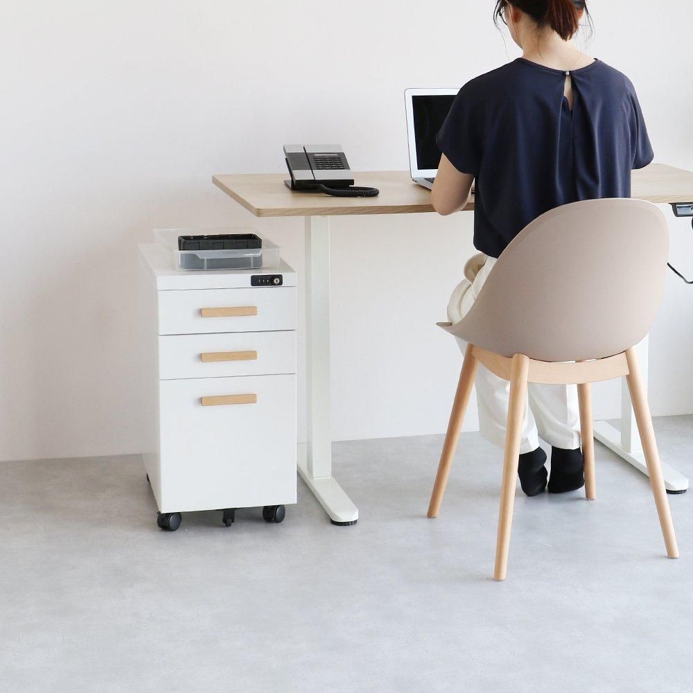 温もりのある優しい印象のデスクワゴン Desk Wagon OFK-3759
