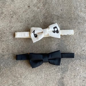 <img class='new_mark_img1' src='https://img.shop-pro.jp/img/new/icons20.gif' style='border:none;display:inline;margin:0px;padding:0px;width:auto;' />30%OFF BOW TIE / mini rodini 2020aw