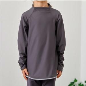 <img class='new_mark_img1' src='https://img.shop-pro.jp/img/new/icons14.gif' style='border:none;display:inline;margin:0px;padding:0px;width:auto;' /> bottleneck rash guard / charcoal / MOUN TEN.  2023SS