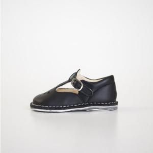 <img class='new_mark_img1' src='https://img.shop-pro.jp/img/new/icons14.gif' style='border:none;display:inline;margin:0px;padding:0px;width:auto;' />NINOS ˡ˥ / T-Strap Shoes Black