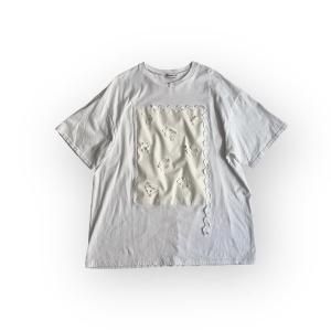 <img class='new_mark_img1' src='https://img.shop-pro.jp/img/new/icons14.gif' style='border:none;display:inline;margin:0px;padding:0px;width:auto;' />2025ssfrankygrow ե󥭡/ SYNTHETIC LEATHER ART TEE  F2 / WHITE