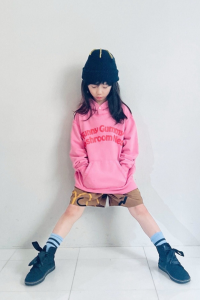 <img class='new_mark_img1' src='https://img.shop-pro.jp/img/new/icons14.gif' style='border:none;display:inline;margin:0px;padding:0px;width:auto;' />ͽMIN-NANO  frankygrow / GRAPHIC SWEATSHIRT HOODIE PINK