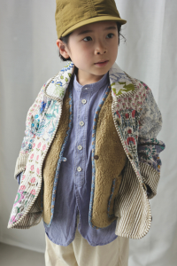 <img class='new_mark_img1' src='https://img.shop-pro.jp/img/new/icons14.gif' style='border:none;display:inline;margin:0px;padding:0px;width:auto;' />25AWphet and ploy /  QULTED JACKET Khaki stripe