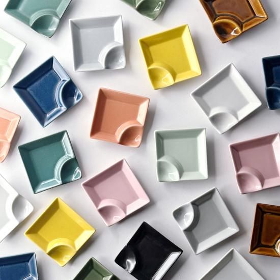 かどで皿 | 縁起物の食器 - 梅陶器