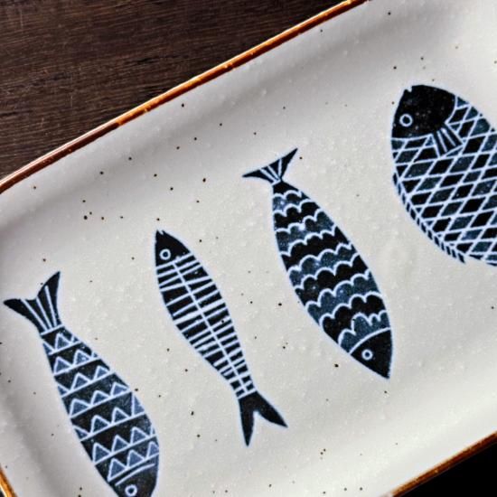 魚器-トットキ-角小皿 | 和風ポップ - 梅陶器