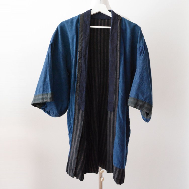 <img class='new_mark_img1' src='https://img.shop-pro.jp/img/new/icons61.gif' style='border:none;display:inline;margin:0px;padding:0px;width:auto;' />野良着 古着 藍染 縞模様 着物 ジャパンヴィンテージ 大正 昭和 | Noragi Jacket Indigo Kimono Japan Vintage Stripe Plain