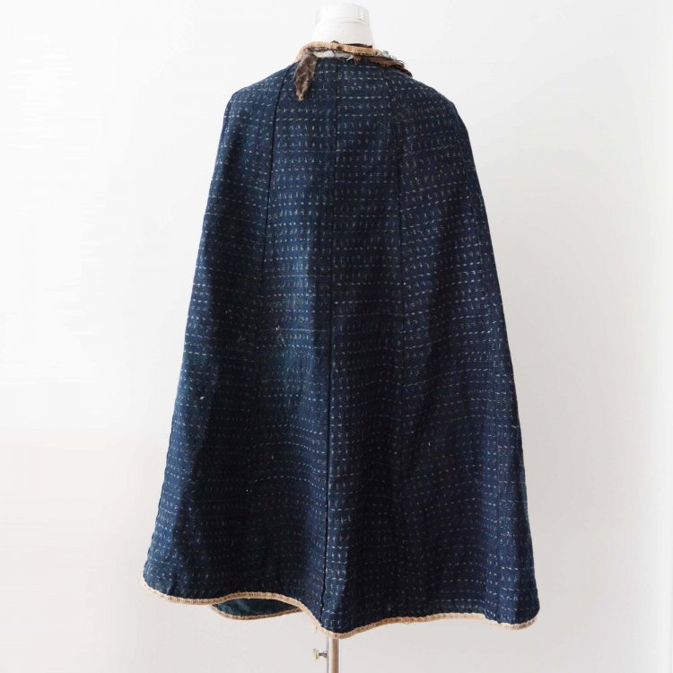 道中合羽 藍染 絣 襤褸 マント ケープ ジャパンヴィンテージ 明治 大正 | FUNS | Kimono Cape Indigo Kasuri  Fabric Japan Vintage Boro Rainwear