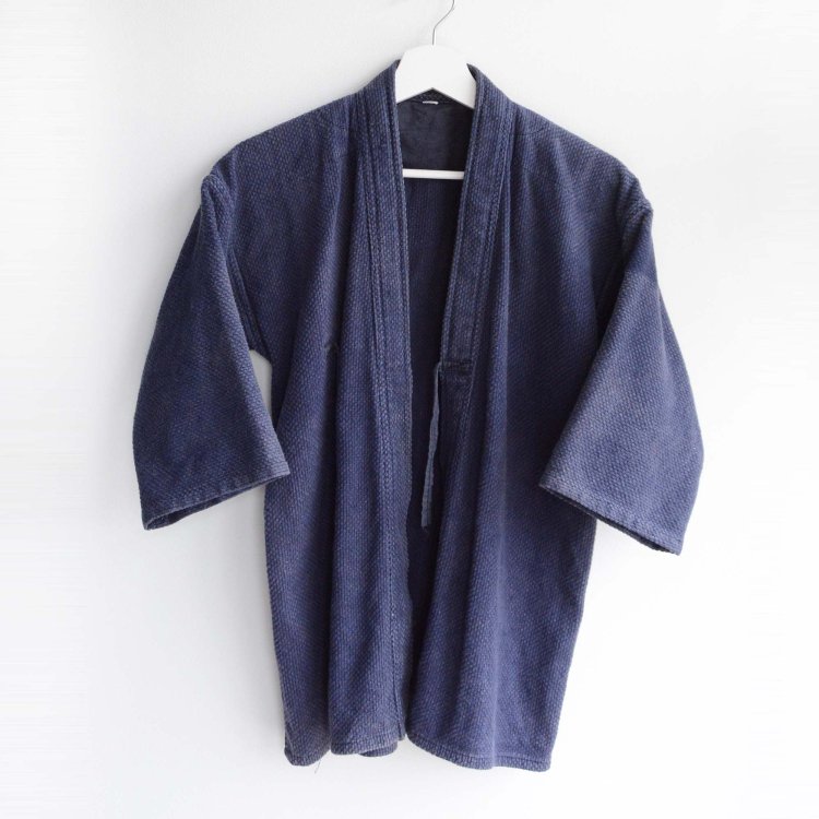 <img class='new_mark_img1' src='https://img.shop-pro.jp/img/new/icons61.gif' style='border:none;display:inline;margin:0px;padding:0px;width:auto;' />剣道着 松勘 2号 綿 平成後期頃 ジャパンヴィンテージ | Kendo Jacket Sashiko Fabric Japan Vintage Matsukan