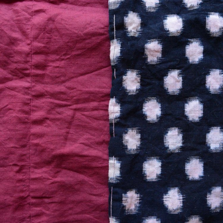 古布 藍染 絣 あられ 木綿 着物 ほどき ジャパンヴィンテージ ファブリック テキスタイル | Japanese Fabric Vintage Cotton Indigo Kasuri Fabric
