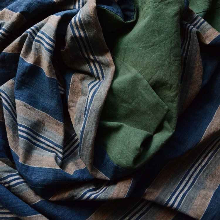 古布 藍染 木綿 緑 無地 縫い合わせ ジャパンヴィンテージ ファブリック テキスタイル | Japanese Fabric Cotton Vintage Indigo Dyed Green