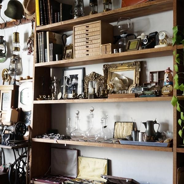 アンティークショップunikk｜渋谷のヨーロッパアンティーク家具と雑貨