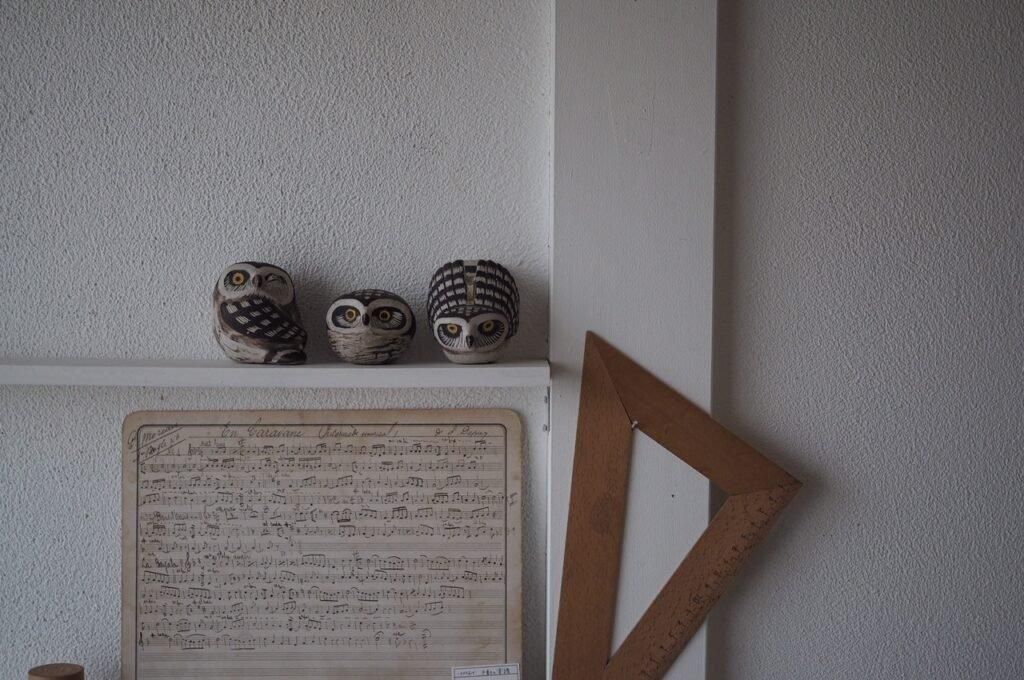 夏SALE♡アンティーク木製引き出しにたっぷりの海外紙モノコレクション♡　蚤の市 夏SALE♡アンティーク木製引き出しにたっぷりの海外紙モノコレクション