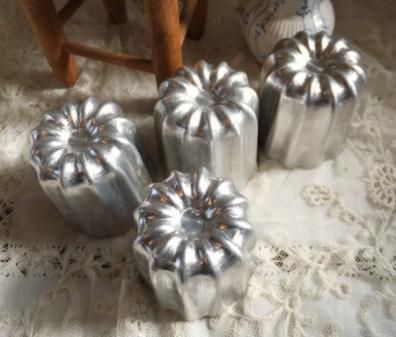 アルミ製カヌレ型 15個　54×高さ49mm 新品未開封 楽天市場】アルミ カヌレ 型 54mm | 空焼き 不要 : 馬嶋屋菓子道具店