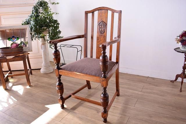 GMGH200B○神戸家具 英国 アンティーク アームチェア 椅子 オーク材 鋲