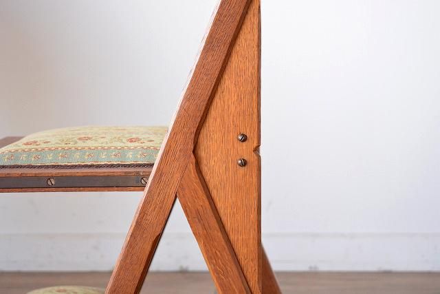 高級家具　しっかりとした素材　イギリス　オーク材　チャーチチェア　アンティーク イギリス アンティーク ラッシュシート チャーチチェア | キヤ