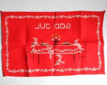 スウェーデン 北欧 クリスマス テーブルクロス ヴィンテージ 赤 北欧スウェーデンのヴィンテージクロス/テーブルセンター