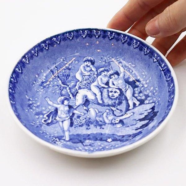 アンティーク小皿 1910年オランダ製 獅子と子供の図