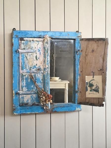 南仏カラーのウィンドウミラー - アンティークモール＆蚤の市情報