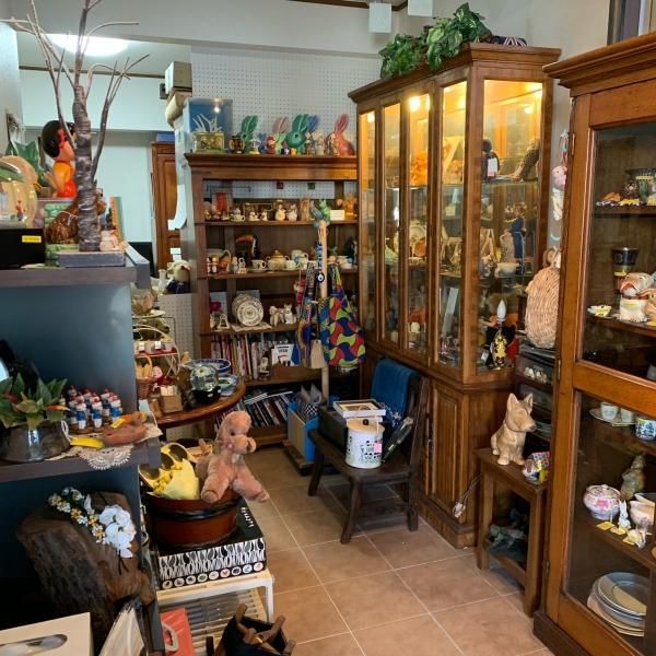 アンティークス加志屋｜上野毛・中町の英国アンティーク雑貨と