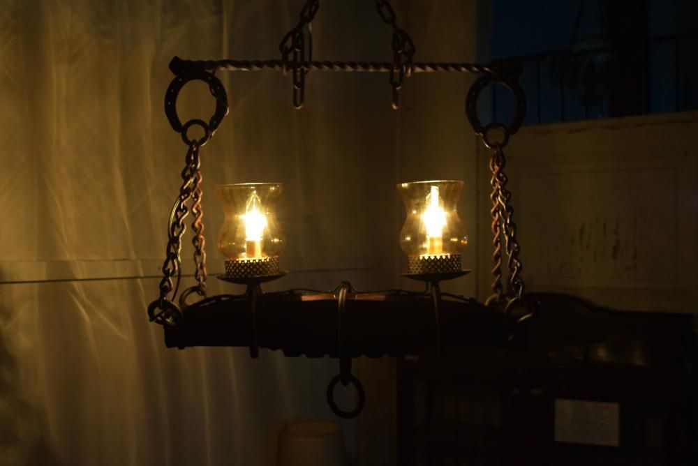 フランス製シャンデリア｜1930年代オーク製蹄鉄モチーフ