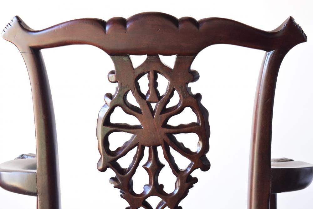 c250-8 チッペンデールアームチェア - ANTIQUE LEAVES c250-8 チッペンデールアームチェア - ANTIQUE LEAVES