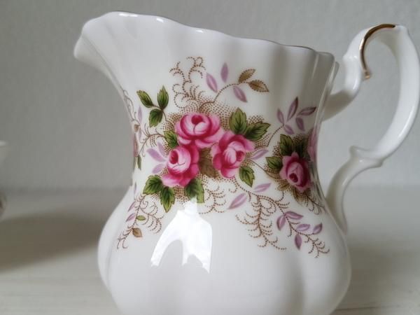 【レア美品】ロイヤルアルバート★ラベンダーローズ★クリーマー ロイヤルアルバートラベンダーローズ柄クリーマーセット - ANTIQUE LEAVES