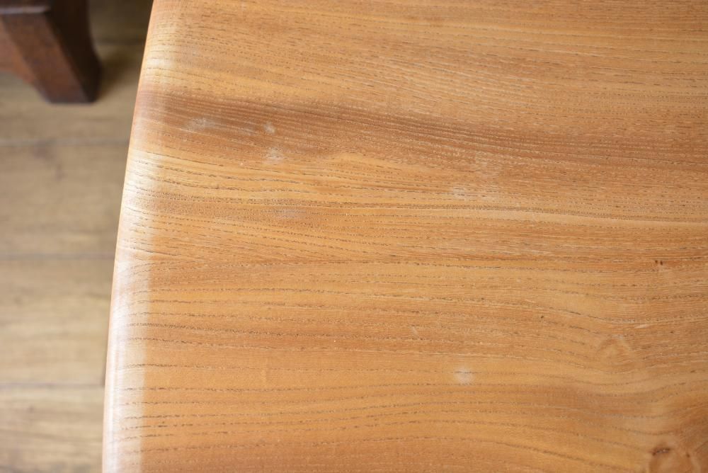 【シシャモ】アーコールのダイニングテーブル①（テーブル部分） シシャモ】アーコールのダイニングテーブル①（テーブル部分