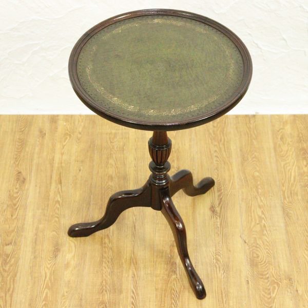 エレガント イギリス製 アンティーク 革張りワインテーブル サイドテーブル 小ぶり インテリアの画像