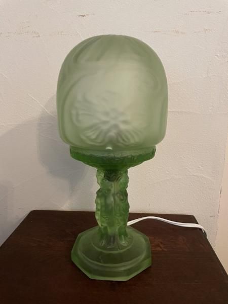 イギリスアンティークテーブルランプ - ANTIQUE LEAVES イギリスアンティークテーブルランプ - ANTIQUE LEAVES