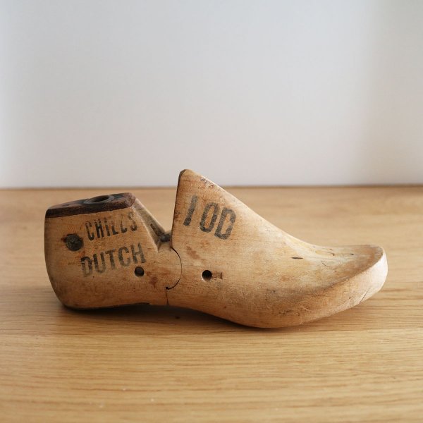 ヴィンテージ シューモールド -子供用木製靴型 - ANTIQUE LEAVES｜アンティーク・蚤の市の検索サイト