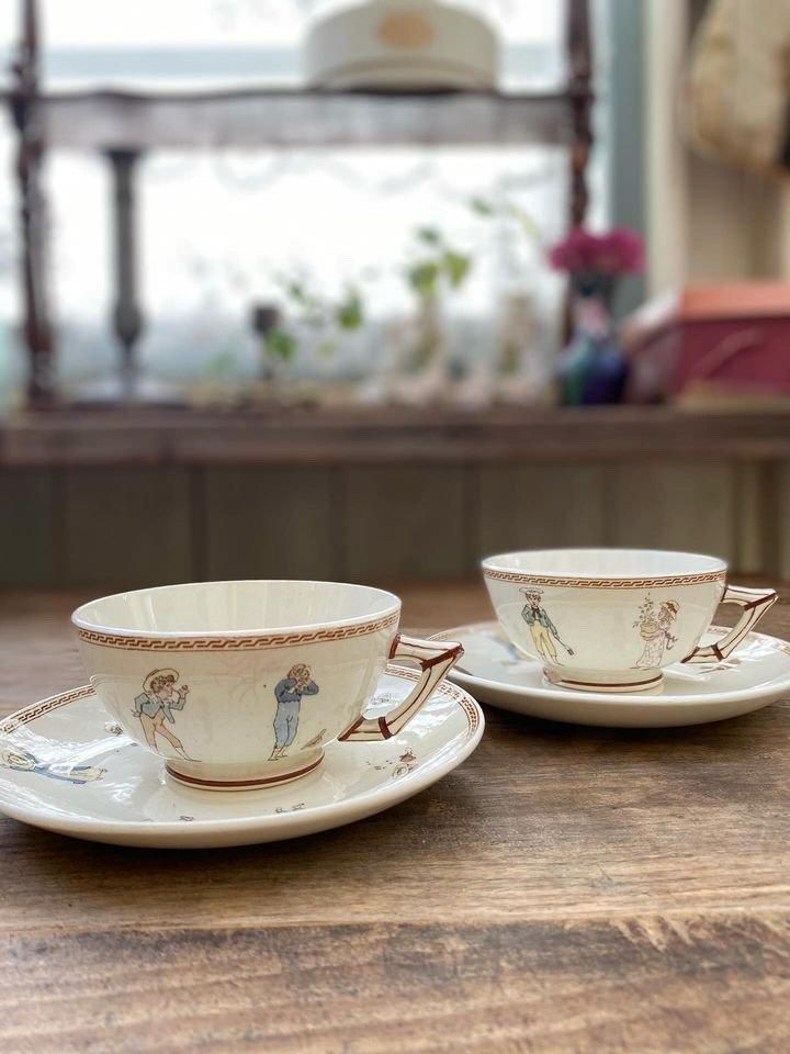 Trianon｜ANTIQUE LEAVES