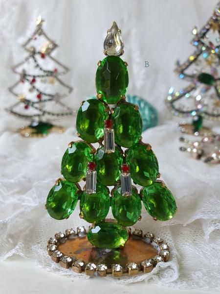 (高さ30cm弱)チェコガラス　クリスマスツリー チェコ製ガラスの手作りクリスマスツリー