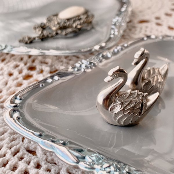 blooming silverplated tray