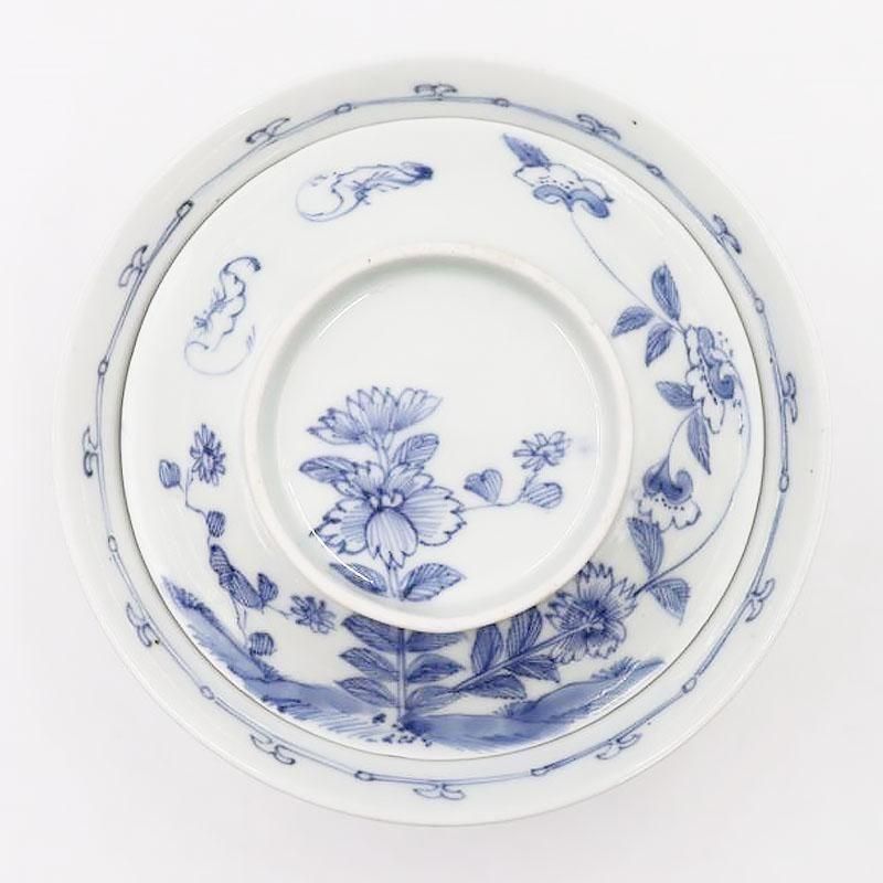 上品な手描き染付ブルーの蓋碗 アンティーク和食器 おもてなしに華を添える