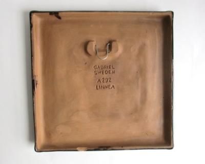 スウェーデンGabriel製陶器壁掛けLINNEA