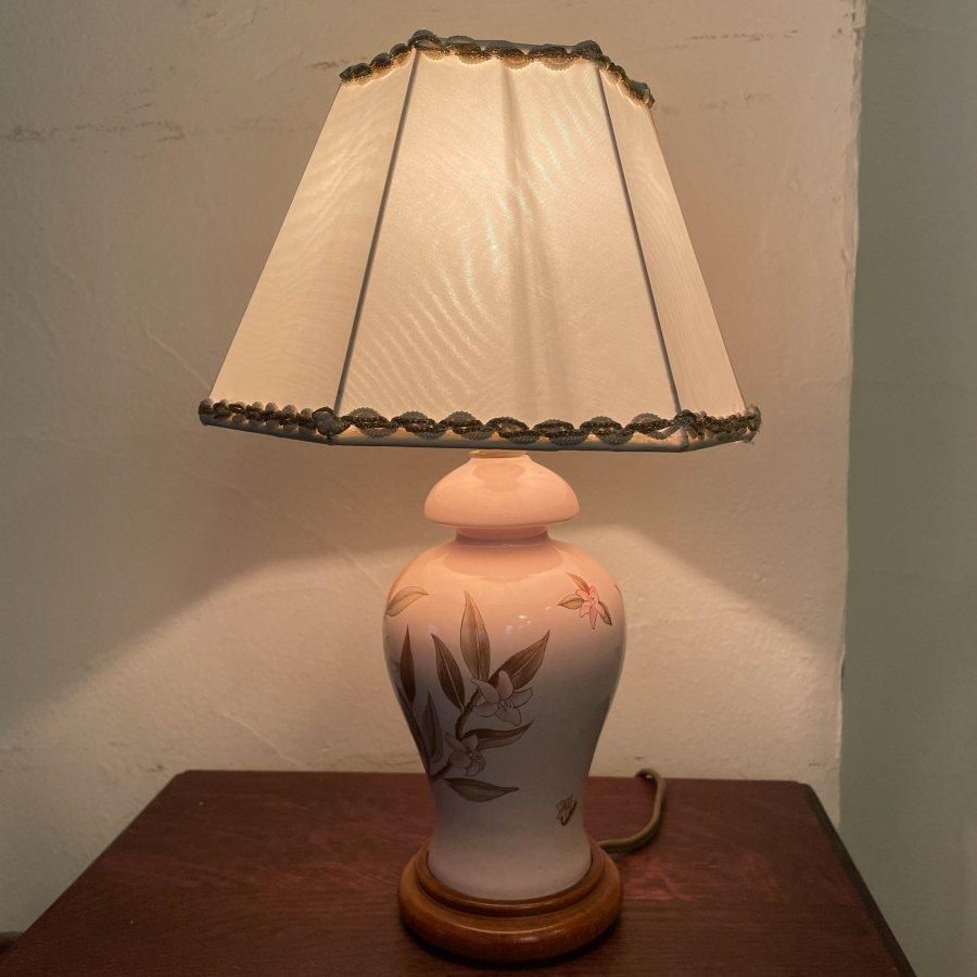 フレンチアンティークテーブルランプ 陶器製 - ANTIQUE LEAVES フレンチアンティークテーブルランプ 陶器製 - ANTIQUE LEAVES