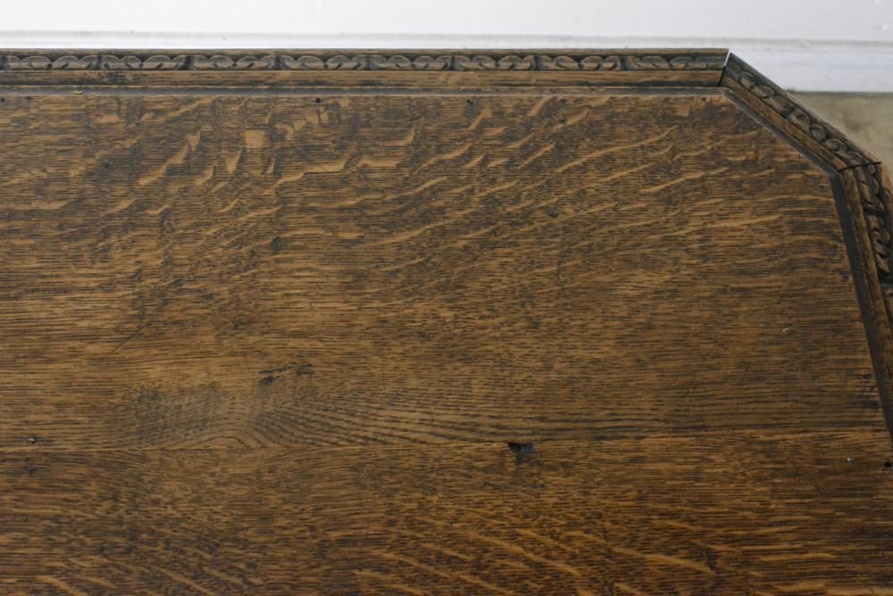 t267 ゴシックオークデスクテーブル - ANTIQUE LEAVES t267 ゴシックオークデスクテーブル - ANTIQUE LEAVES