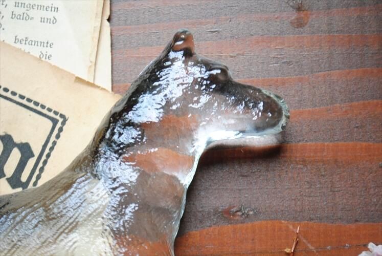 熊　ウランガラス　ヨーロッパ　プレスカラス　アンティーク　置物　インテリア 熊 ウランガラス ヨーロッパ プレスカラス アンティーク 置物